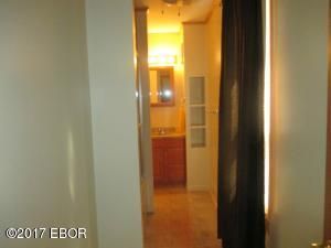 500 S Court St, Marion, IL 62959